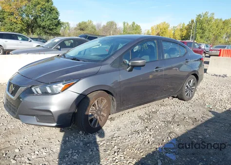 2021 Nissan Versa Sv Xtronic Cvt z USA, uszkodzony, nr VIN 3N1CN8EV2ML808508